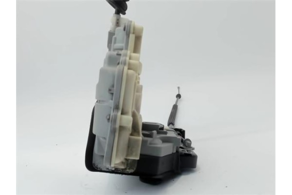 Recambio de cerradura puerta delantero derecha para volkswagen passat berlina (3c2) 2.0 tdi referencia OEM IAM 3C1837016A  8J183