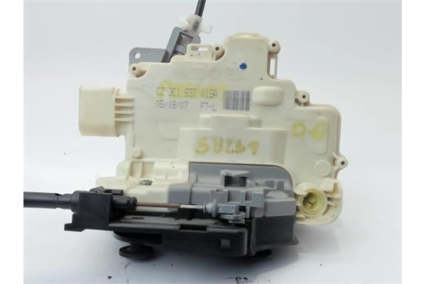 Recambio de cerradura puerta delantero izquierda para volkswagen passat berlina (3c2) 2.0 tdi referencia OEM IAM 3C1837015A  3C1
