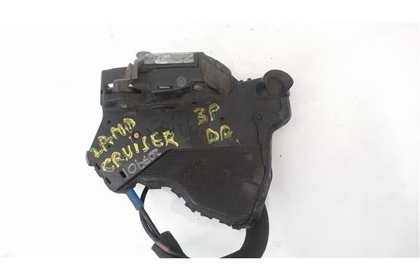 Recambio de cierre electromagnetico delantero derecho para toyota land cruiser (j12) 3.0 d-4d (kdj120) referencia OEM IAM 690303