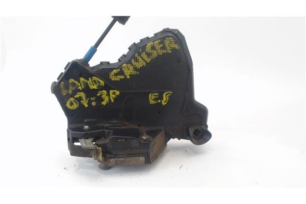 Recambio de cierre electromagnetico delantero izquierdo para toyota land cruiser (j12) 3.0 d-4d (kdj120) referencia OEM IAM 6904