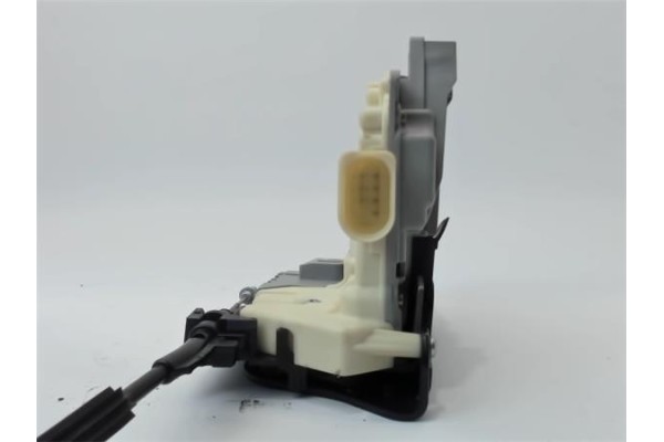 Recambio de cerradura puerta trasero derecha para volkswagen passat berlina (3c2) 2.0 tdi referencia OEM IAM 3C4839016A  3C48390