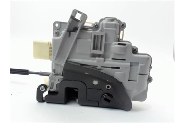 Recambio de cerradura puerta trasero derecha para volkswagen passat berlina (3c2) 2.0 tdi referencia OEM IAM 3C4839016A  3C48390
