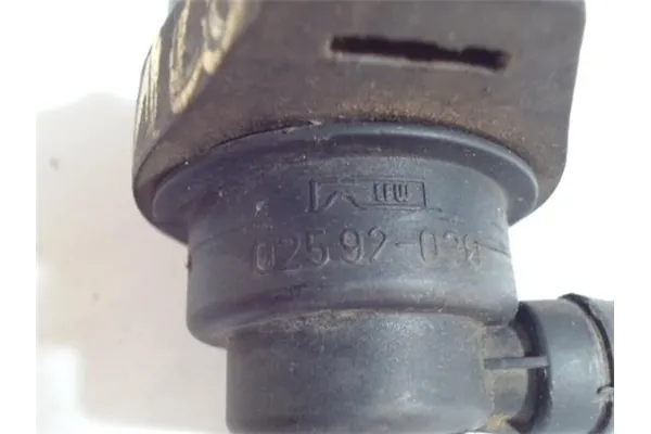 Recambio de valvula canister para bmw serie 3 berlina (e36) 2.8 328i referencia OEM IAM 1748875 02592030 