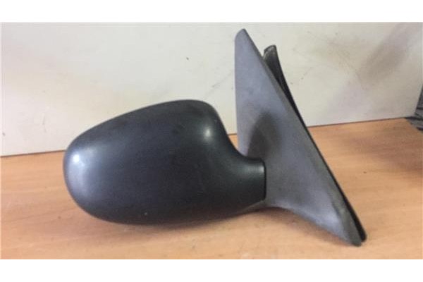 Recambio de retrovisor electrico derecho para daewoo lanos 1.4 se plus referencia OEM IAM E11015355  
