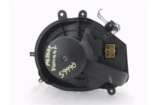 Recambio de motor calefaccion para volkswagen passat variant (3b6) 1.9 básico referencia OEM IAM 8D1820021C  
