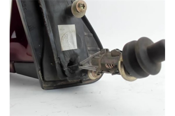Recambio de retrovisor izquierdo para skoda felicia van referencia OEM IAM 415501409LLL  