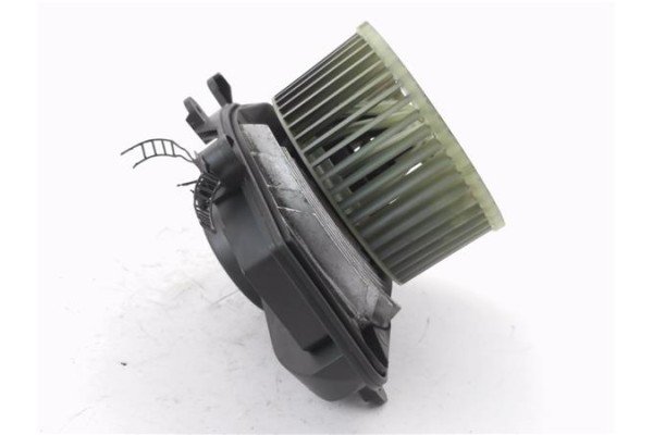 Recambio de motor calefaccion para volkswagen passat variant (3b6) 1.9 básico referencia OEM IAM 8D1820021C  
