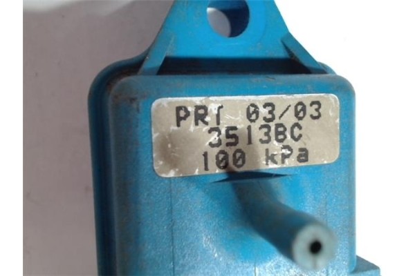 Recambio de caja fusibles/rele para fiat i punto (176) berlina 1.1 55 el 6 speed referencia OEM IAM PRT03033513BC  