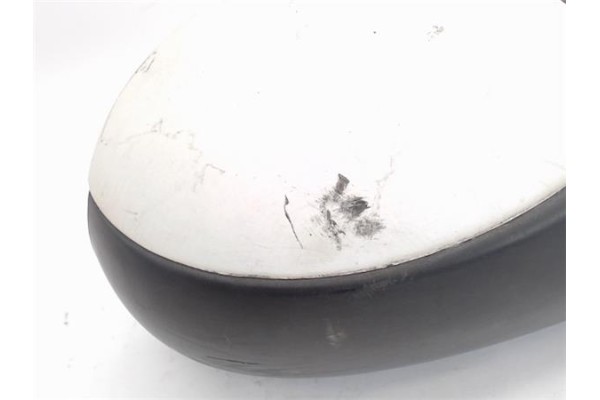 Recambio de retrovisor derecho para peugeot 206 referencia OEM IAM 8148YF  