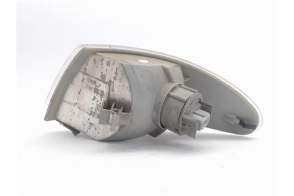 Recambio de intermitente delantero dcho para ford mondeo fd berl./turnier referencia OEM IAM   438 , FIAT | 456 , FIAT | 36 , FO