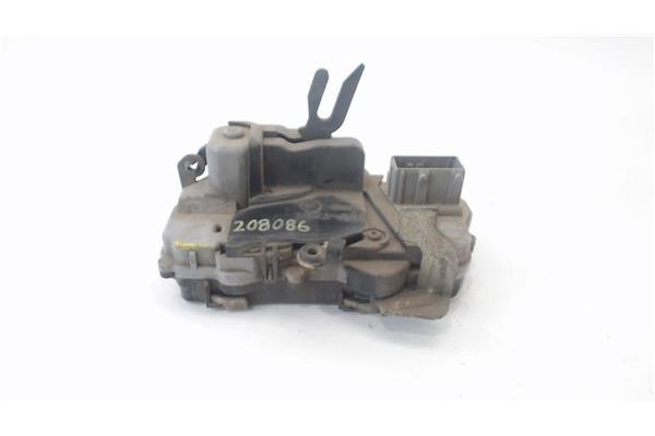 Recambio de cierre electromagnetico delantero izquierdo para citroen xsara berlina 1.9 td referencia OEM IAM 9135H4  
