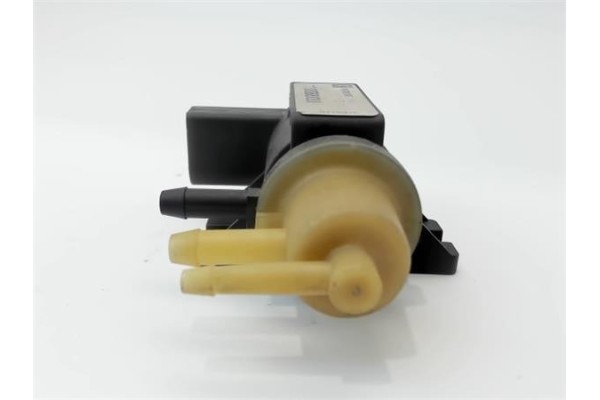 Recambio de electrovalvula turbo para volkswagen passat variant (3b5) referencia OEM IAM 700868020  