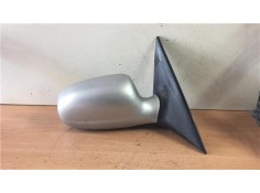 Recambio de retrovisor electrico derecho para daewoo nubira berlina 1.6 classic se referencia OEM IAM E11015851  