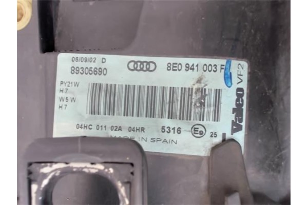Recambio de faro delantero izquierdo para audi a4 berlina (8e) 1.9 tdi (96kw) referencia OEM IAM 8E0941003F  