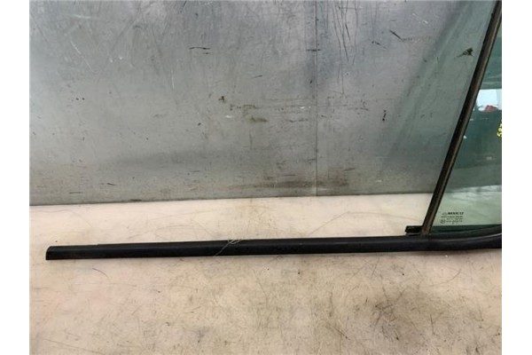 Recambio de luna trasero izquierda para renault modus i 1.5 dci (fp0f, jp0f) referencia OEM IAM 8200670130  