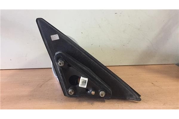 Recambio de retrovisor electrico izquierdo para daewoo nubira berlina 1.6 classic se referencia OEM IAM E11015447  