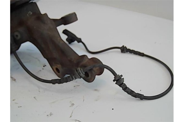 Recambio de mangueta delantero izquierda para dacia duster i 1.5 ambiance 4x2 referencia OEM IAM 8200881914  