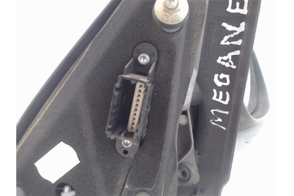 Recambio de retrovisor electrico derecho para renault megane i fase 1 sin definir referencia OEM IAM   