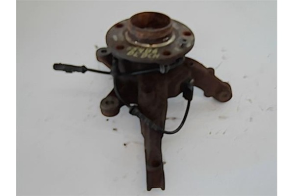 Recambio de mangueta delantero derecha para dacia duster i 1.5 ambiance 4x2 referencia OEM IAM 8200881829  