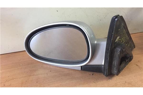 Recambio de retrovisor electrico izquierdo para daewoo nubira berlina 1.6 sx referencia OEM IAM E11015447  