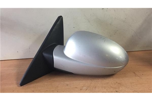 Recambio de retrovisor electrico izquierdo para daewoo nubira berlina 1.6 sx referencia OEM IAM E11015447  