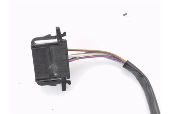 Recambio de retrovisor electrico derecho para volkswagen passat variant (3b6) 1.9 básico referencia OEM IAM E1020514  