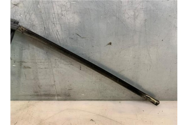 Recambio de luna trasero derecha para renault modus i 1.5 dci (fp0f, jp0f) referencia OEM IAM 8200670124  