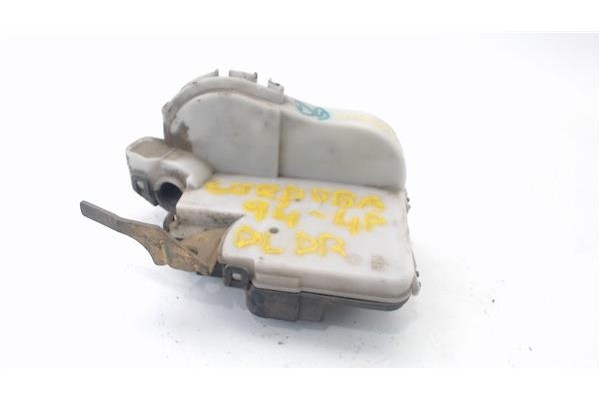 Recambio de cierre electromagnetico delantero derecho para seat cordoba berlina (6k2) 1.4 i referencia OEM IAM 6K1837016L  