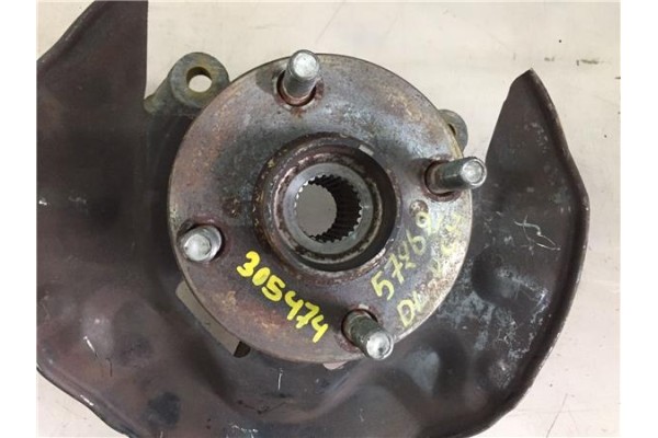 Recambio de mangueta delantero derecha para toyota corolla (e12) 2.0 d-4d referencia OEM IAM 4321119015 KN98119901R 