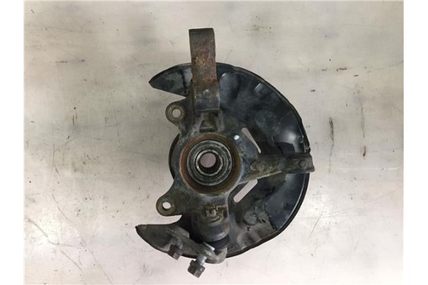 Recambio de mangueta delantero derecha para toyota corolla (e12) 2.0 d-4d referencia OEM IAM 4321119015 KN98119901R 