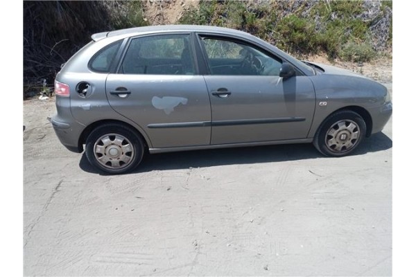 seat ibiza (6l1) del año 2004