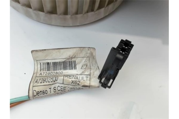 Recambio de motor calefaccion para opel movano b furgón/combi 2.3 combi l1h1 3,0t referencia OEM IAM 173830100  