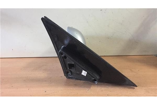 Recambio de retrovisor electrico izquierdo para daewoo leganza 2.0 sx referencia OEM IAM E11015352  