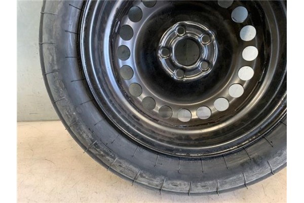 Recambio de rueda completa repuesto para audi a2 (8z) 1.4 referencia OEM IAM 8Z0601027A03C  