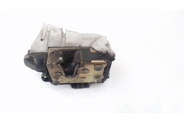 Recambio de cierre electromagnetico trasero izquierdo para seat cordoba berlina (6k2) 1.4 i referencia OEM IAM 6K4839015  