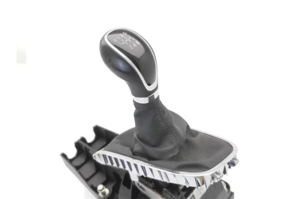 Recambio de conjunto palanca cambio velocidad para opel astra j 1.7 cdti referencia OEM IAM 738499 55563829 