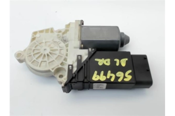 Recambio de motor elevalunas delantero derecho para seat leon (1m1) 1.9 tdi referencia OEM IAM F005S00048  