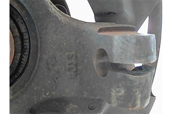 Recambio de mangueta delantero derecha para mazda 3 berlina (bk) 1.6 cd active+ xcite referencia OEM IAM BP4K33021C  