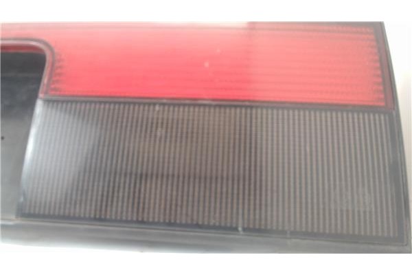 Recambio de piloto trasero central para renault r 21 berlina (b/l48) referencia OEM IAM 7700792915  