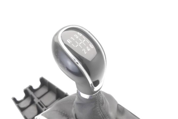 Recambio de conjunto palanca cambio velocidad para opel astra j 1.7 cdti referencia OEM IAM 738499 55563829 