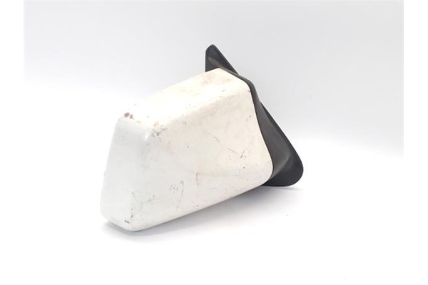 Recambio de retrovisor derecho para opel kadett sin definir referencia OEM IAM 0510411  
