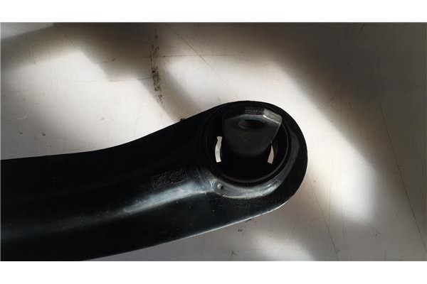Recambio de mangueta trasero derecha para mazda 3 berlina (bk) 1.6 cd active+ xcite referencia OEM IAM BP4K43701A  1223620 , FOR