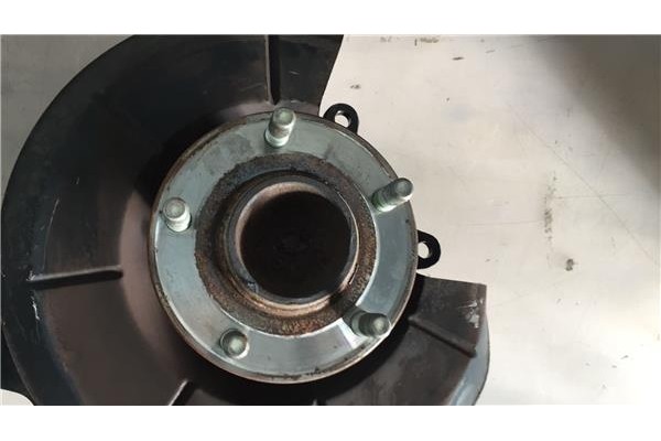 Recambio de mangueta trasero izquierda para mazda 3 berlina (bk) 1.6 cd active+ xcite referencia OEM IAM BP4K43701A  1223620 , F