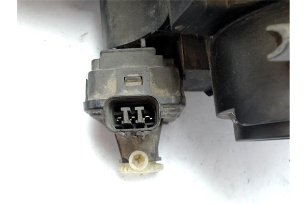 Recambio de faro delantero dcho para mazda 3 berlina (bk) referencia OEM IAM P2951  