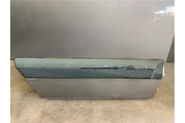 Recambio de puerta trasero derecha para jeep cherokee (xj) 2.5 td referencia OEM IAM 55235904AA  