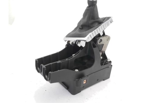 Recambio de conjunto palanca cambio velocidad para opel astra j 1.7 cdti referencia OEM IAM 738499 55563829 