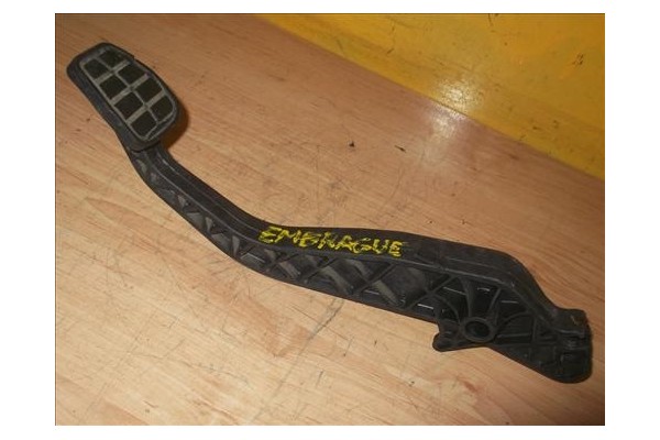 Recambio de pedal embrague para seat ibiza (6k1) 1.4 i referencia OEM IAM 6N1721321 PA66GF40 