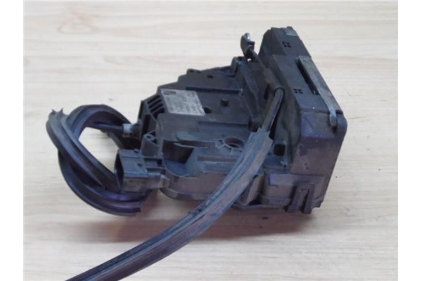Recambio de cierre electromagnetico delantero izquierdo para citroen jumper furgón 2.2 hdi 100 referencia OEM IAM 1806070754D 13
