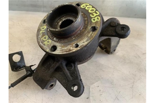 Recambio de mangueta delantero derecha para renault scenic ii (jm) 1.5 dci (jm0f) referencia OEM IAM 8200297033  