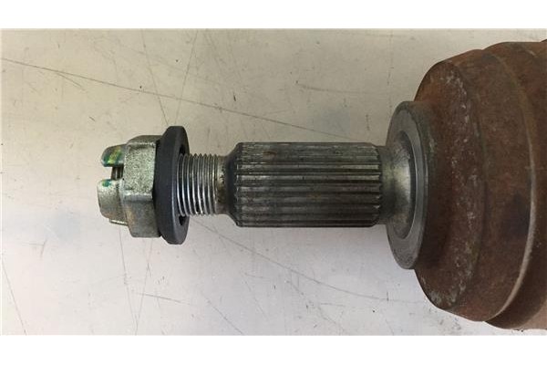 Recambio de palier delantero izquierdo para dacia duster i 1.5 ambiance 4x2 referencia OEM IAM 391017275R  